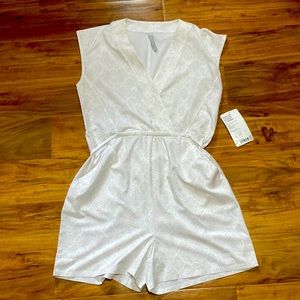 Athleta New with Tags Marlow Snakeskin Printed Romper size XS